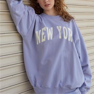 Brandy Melville New York sweatshirt